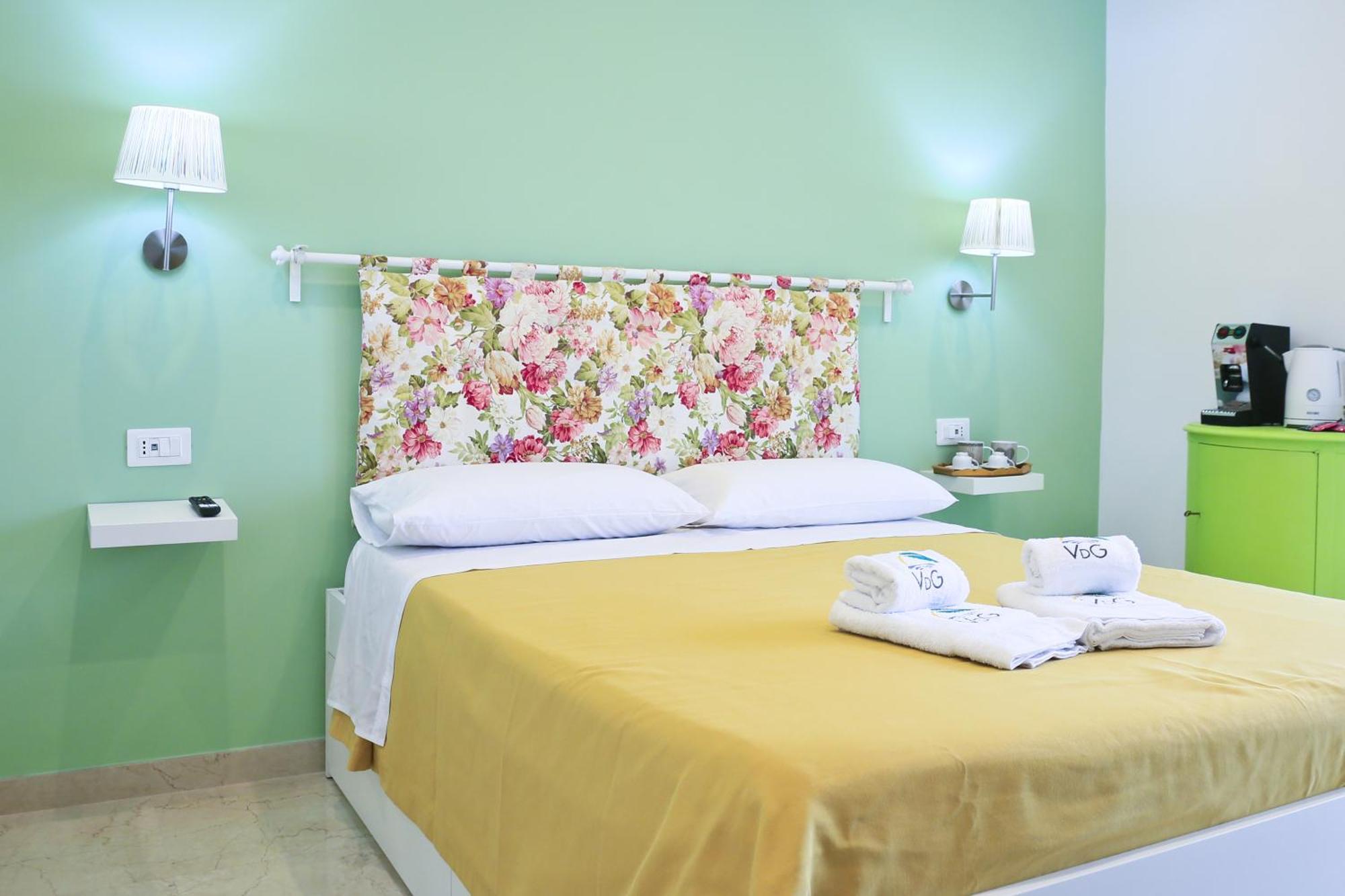 Villa Del Gaudio Rooms & Apartments Castellammare di Stabia Exterior foto